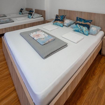 גבגלייה Mrzenci Apartments מראה חיצוני תמונה